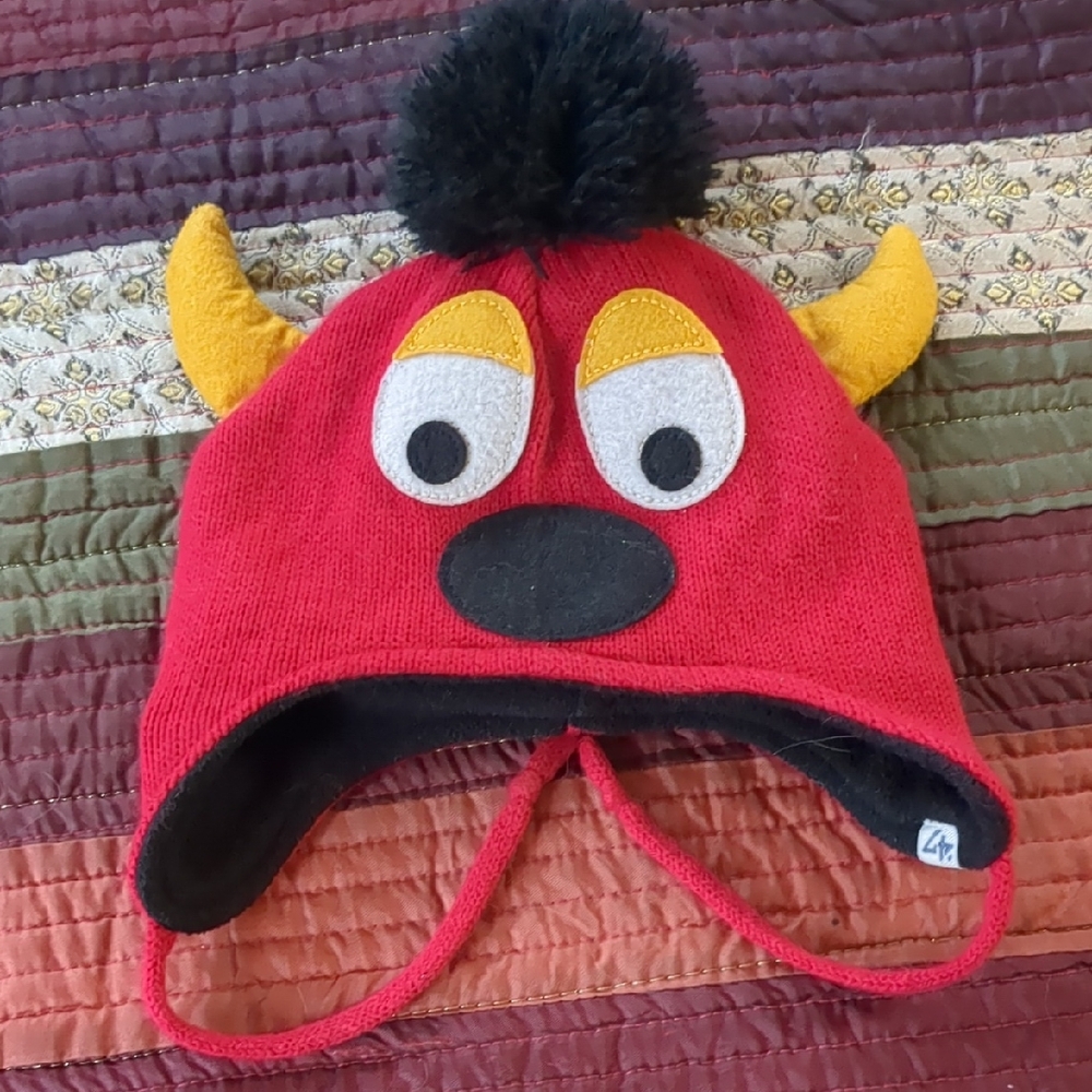 OTTAWA SENATORS* NHL toddler Mascot Hat With Side Strings/Ties